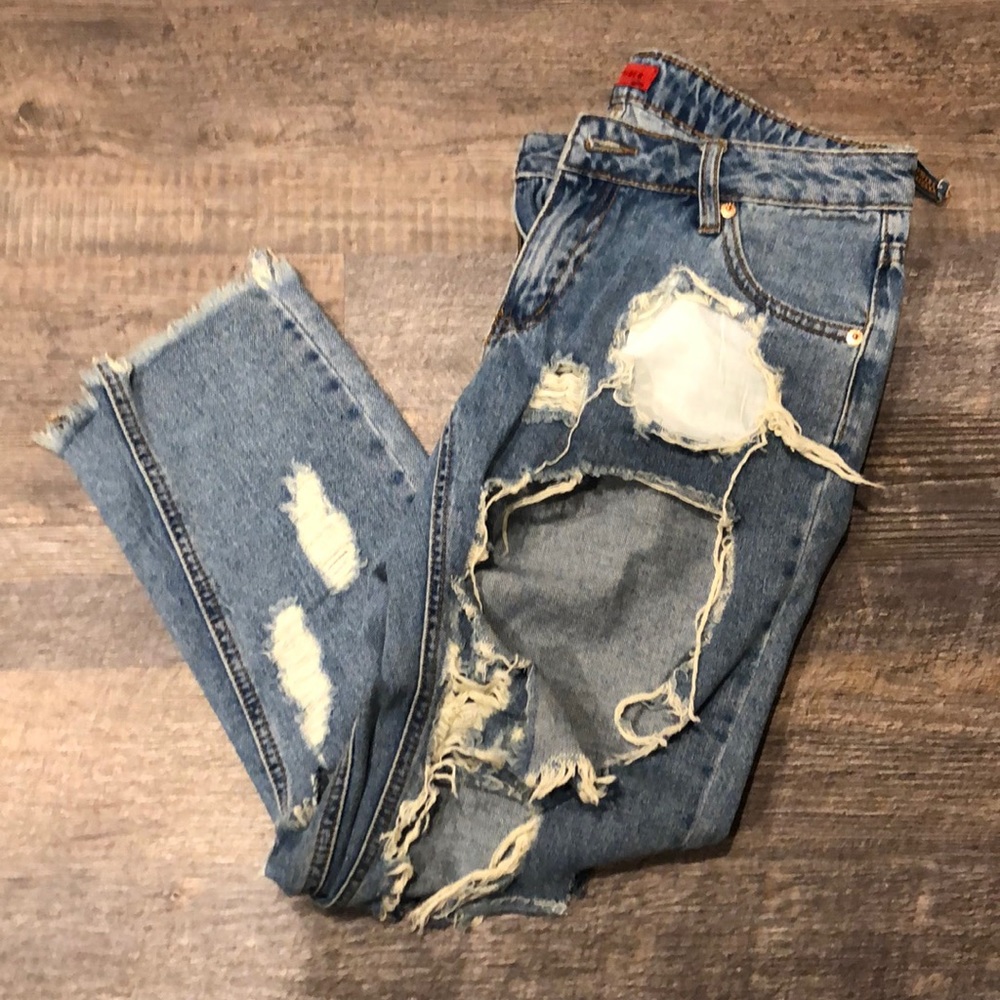 ✨worn once—Super Distressed Jeans✨ - Picture 5 of 6